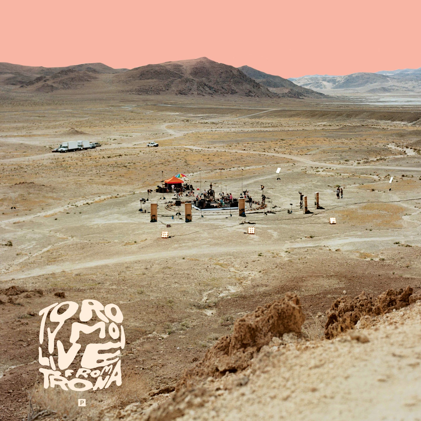 CAK117 Toro y Moi - Live From Trona